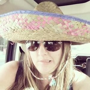 Meet your Posher, Tayla